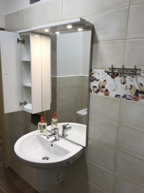 Dnm Apartment *